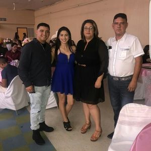 Meet your Posher, Juanita